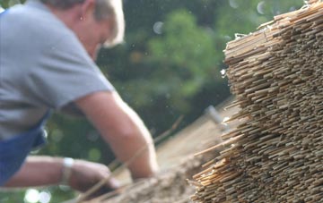 professional East Holton thatchers